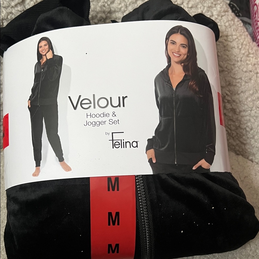 New Felina Velour Hoodie &Jogger Set M NWT